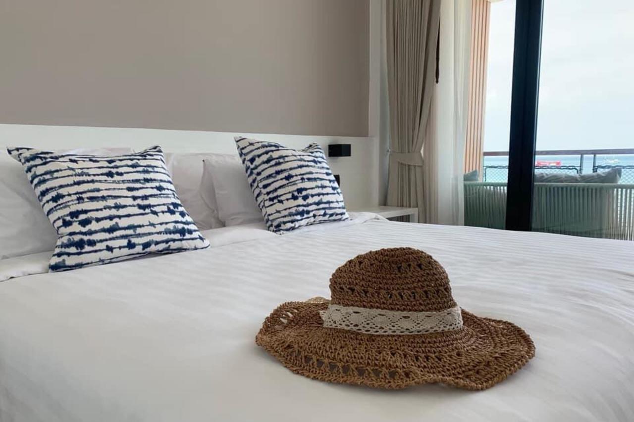 Blue Tao Beach Hotel - Sha Plus Ko Tao Bagian luar foto