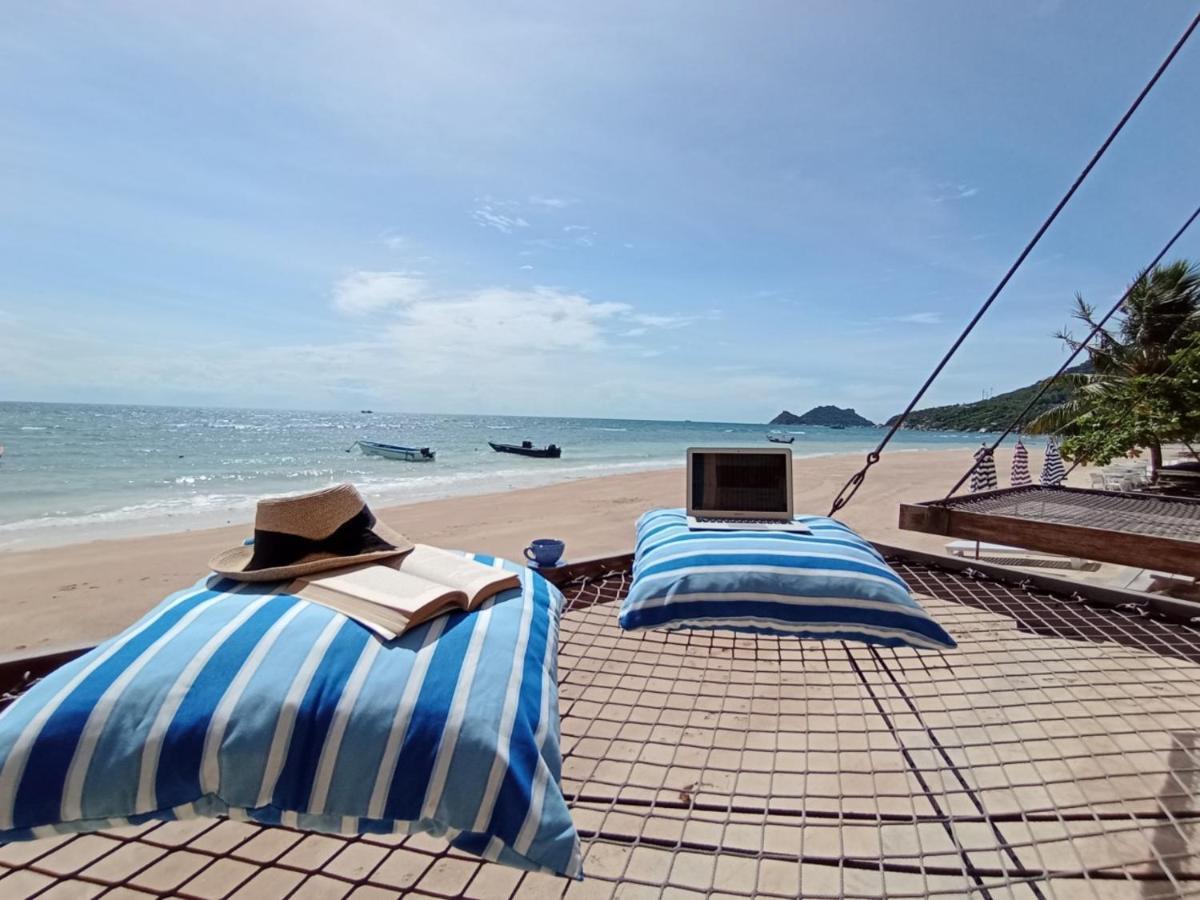 Blue Tao Beach Hotel - Sha Plus Ko Tao Bagian luar foto