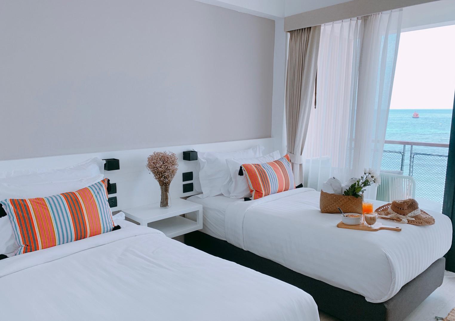 Blue Tao Beach Hotel - Sha Plus Ko Tao Bagian luar foto