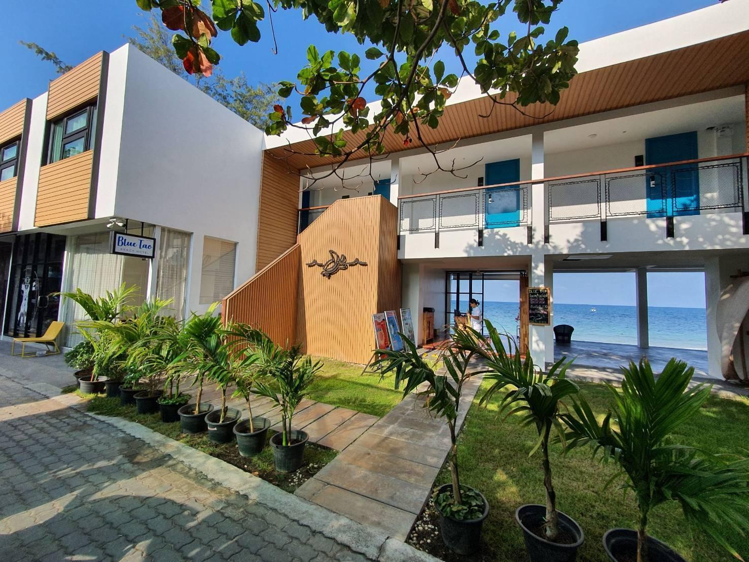 Blue Tao Beach Hotel - Sha Plus Ko Tao Bagian luar foto