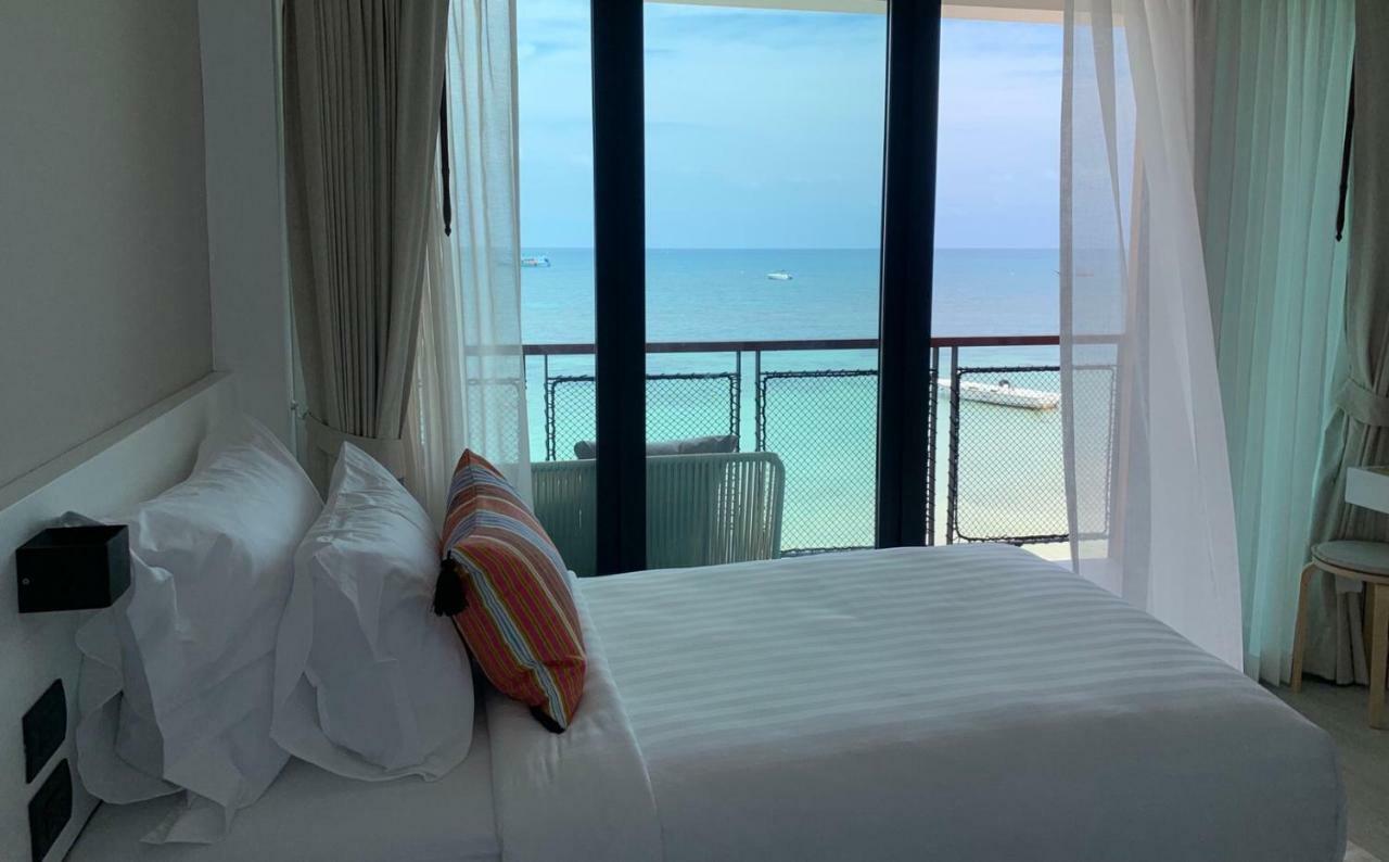 Blue Tao Beach Hotel - Sha Plus Ko Tao Bagian luar foto