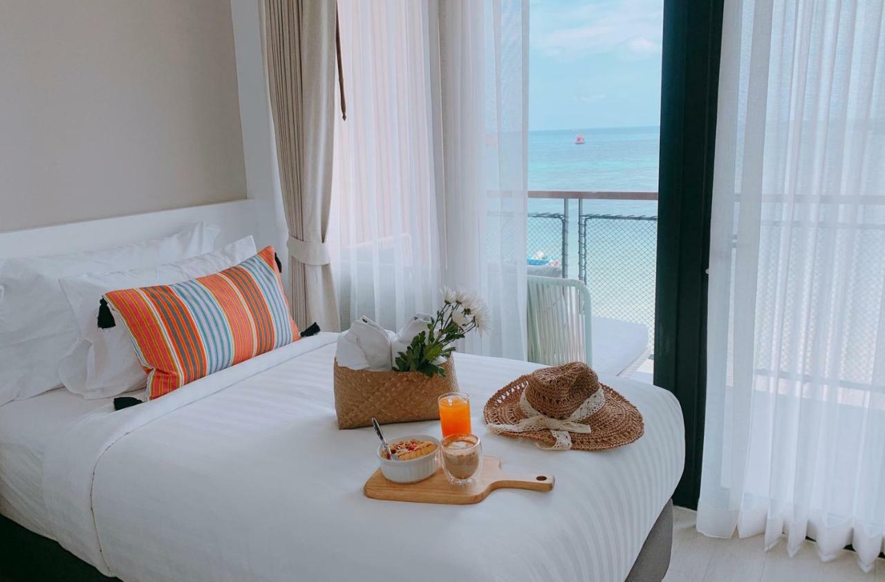 Blue Tao Beach Hotel - Sha Plus Ko Tao Bagian luar foto